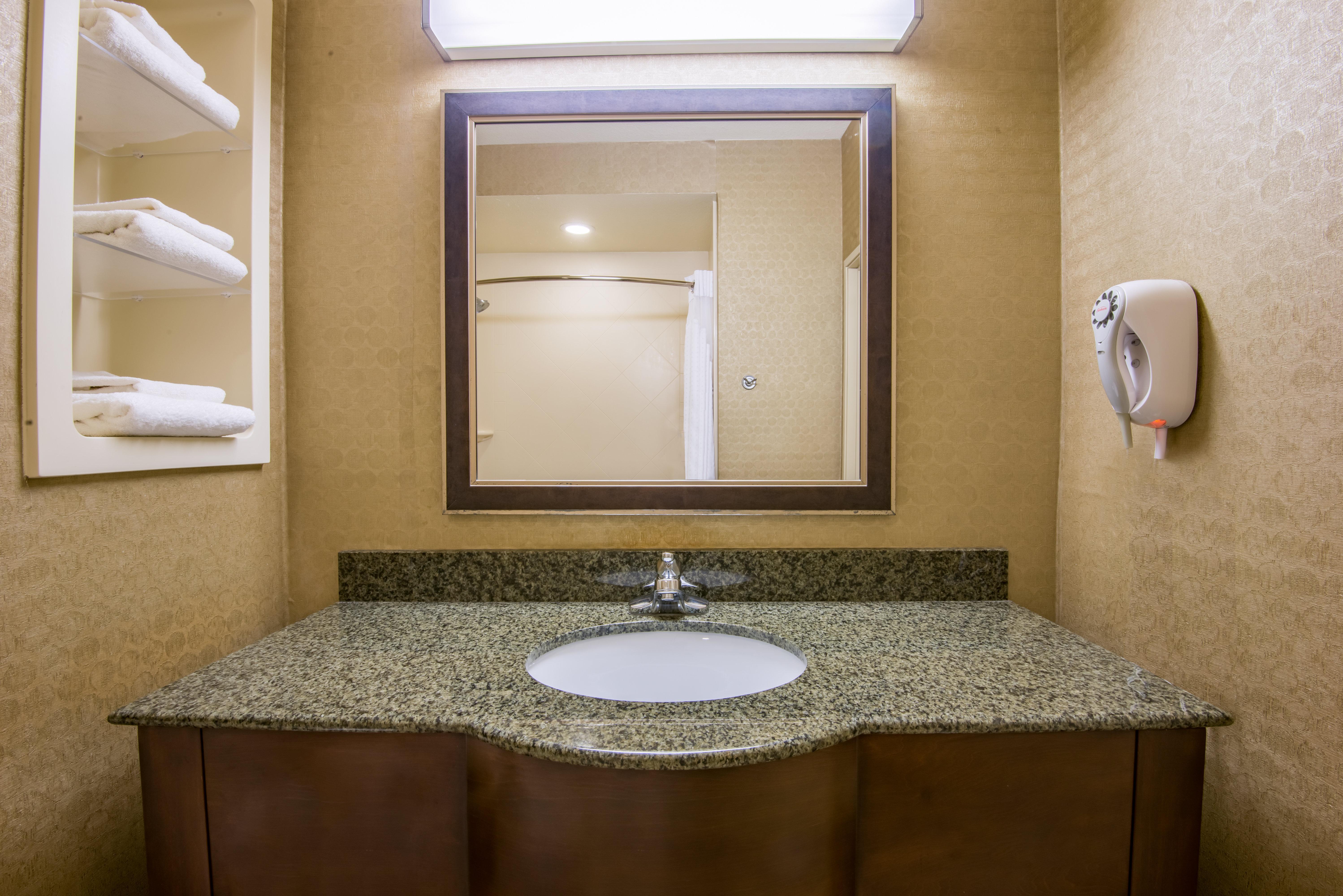 Holiday Inn Express & Suites Clovis By Ihg Bagian luar foto