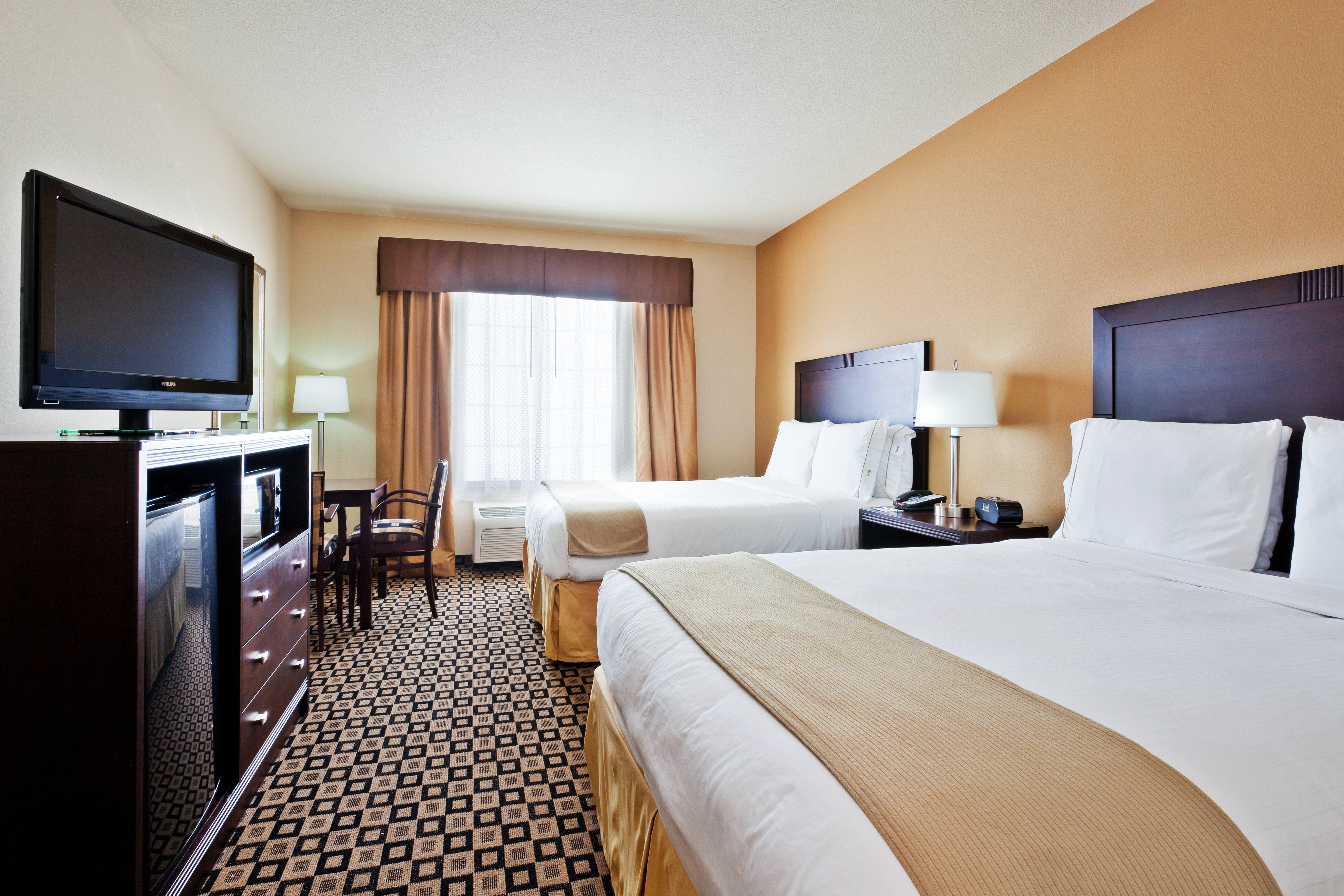 Holiday Inn Express & Suites Clovis By Ihg Bagian luar foto
