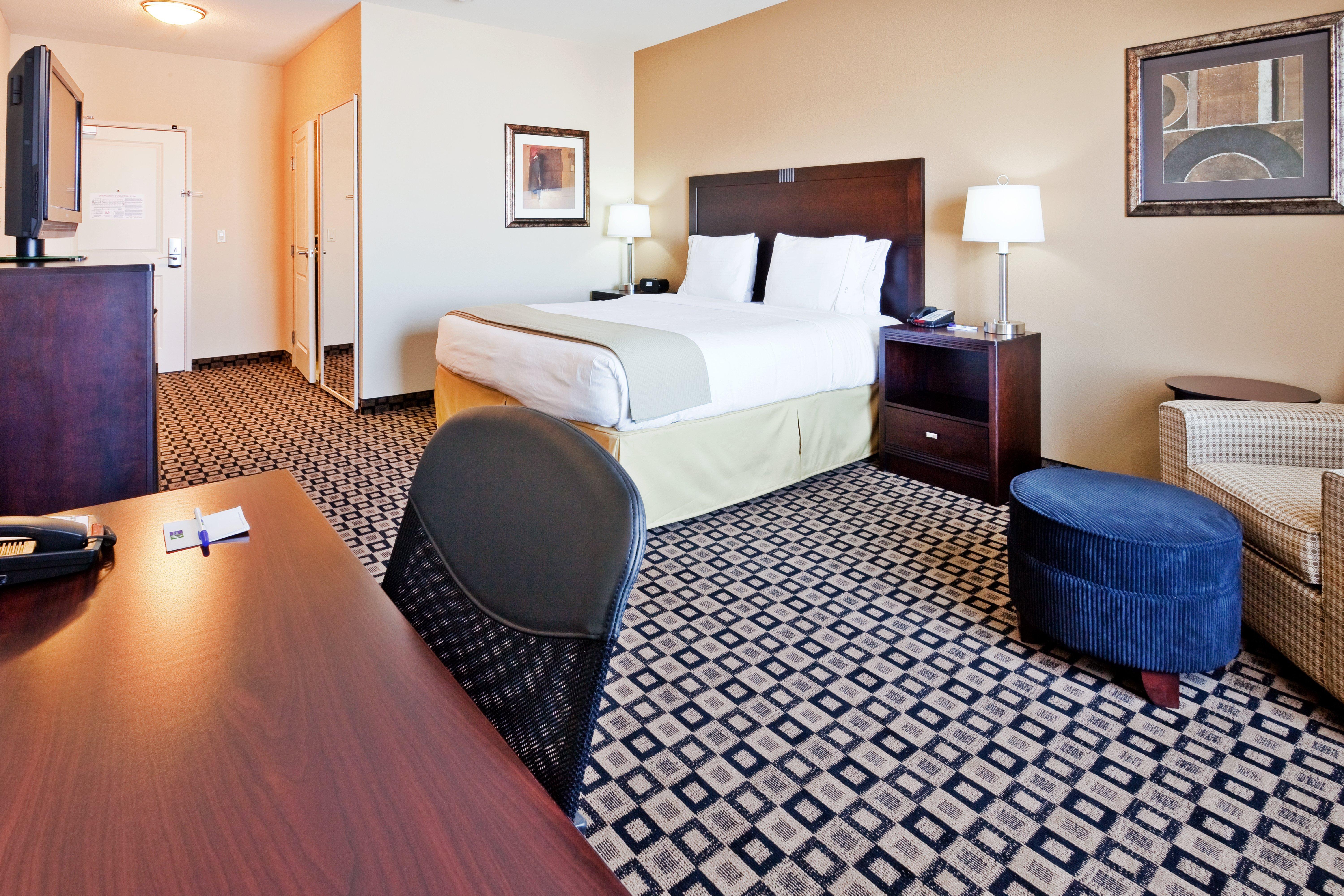 Holiday Inn Express & Suites Clovis By Ihg Bagian luar foto