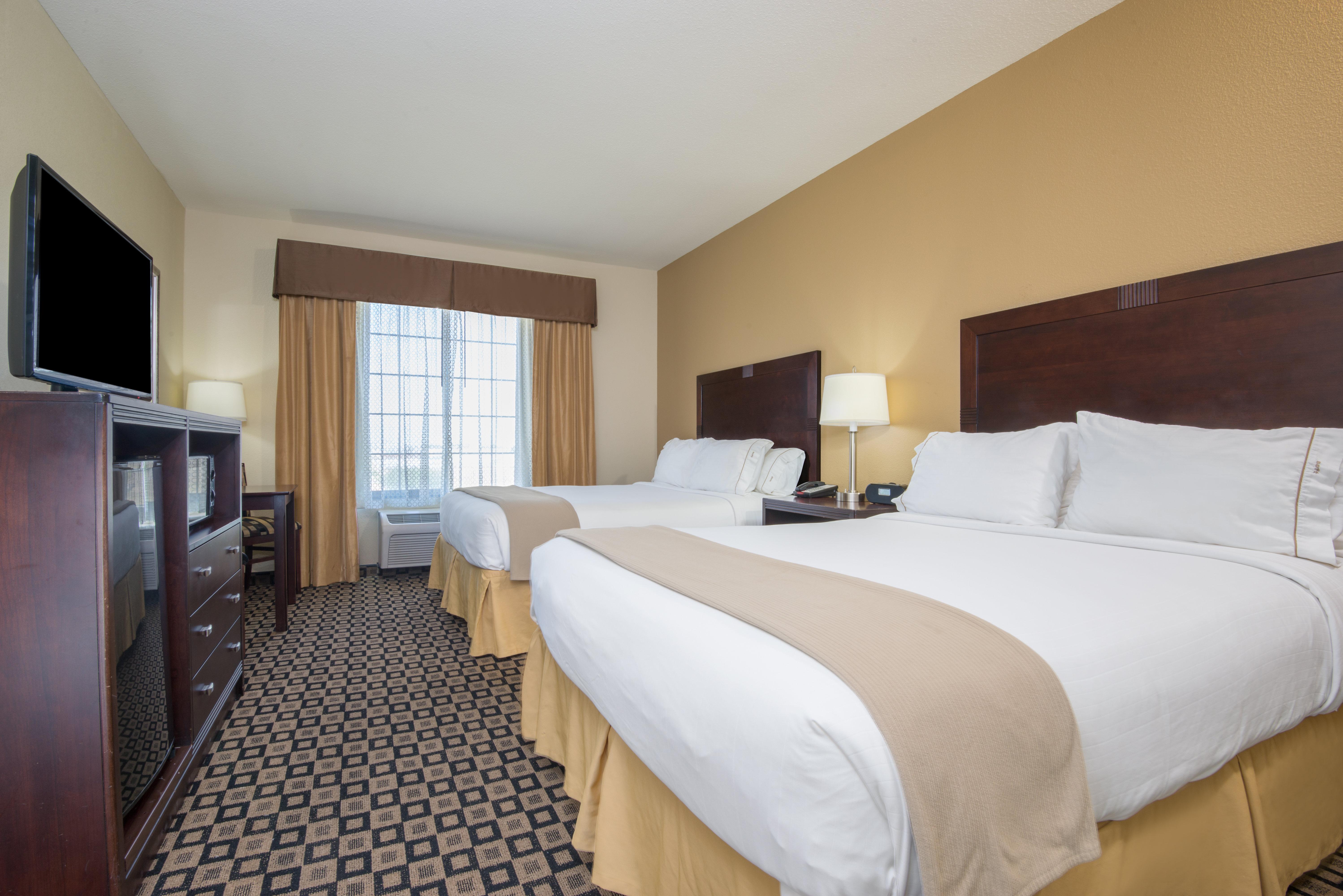 Holiday Inn Express & Suites Clovis By Ihg Bagian luar foto