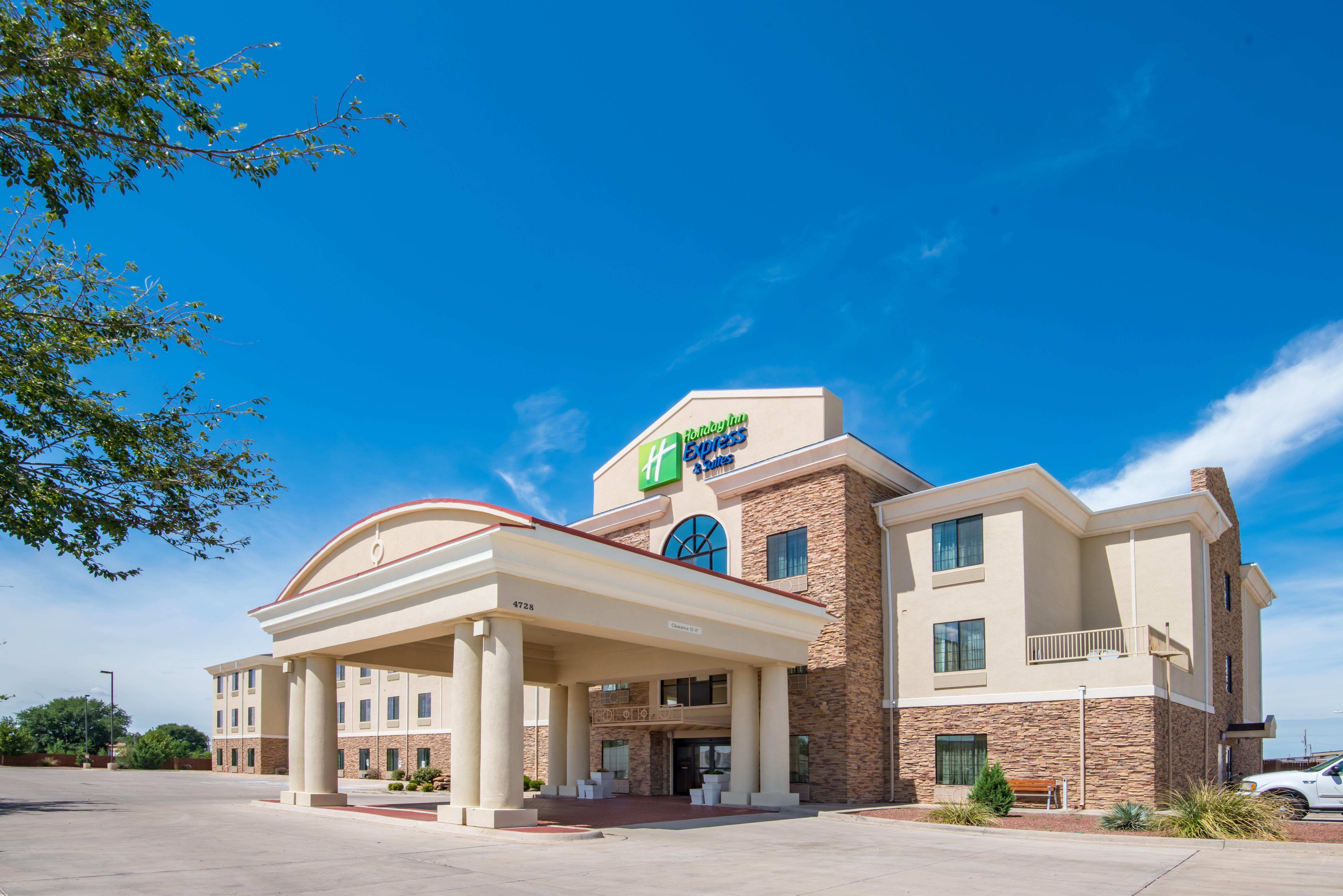 Holiday Inn Express & Suites Clovis By Ihg Bagian luar foto