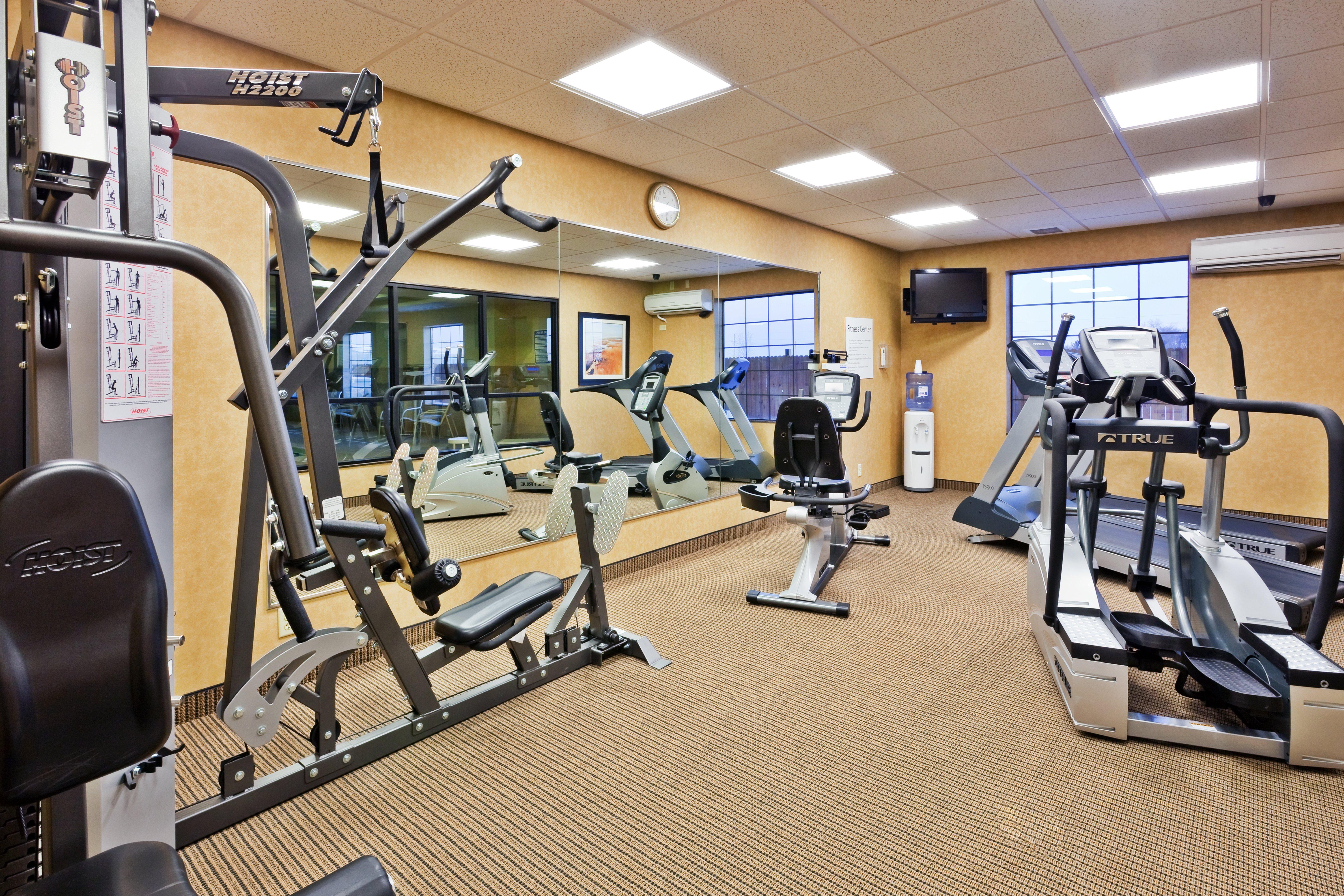Holiday Inn Express & Suites Clovis By Ihg Bagian luar foto
