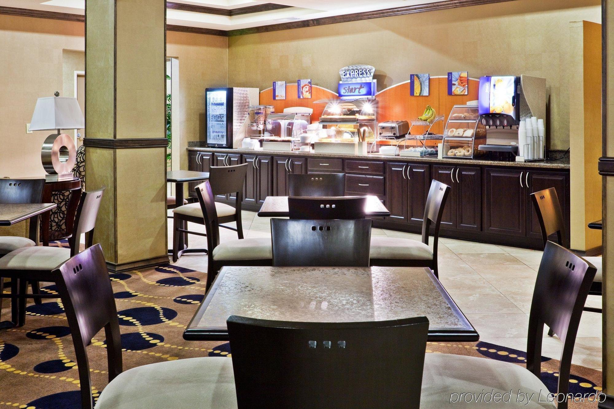 Holiday Inn Express & Suites Clovis By Ihg Restoran foto