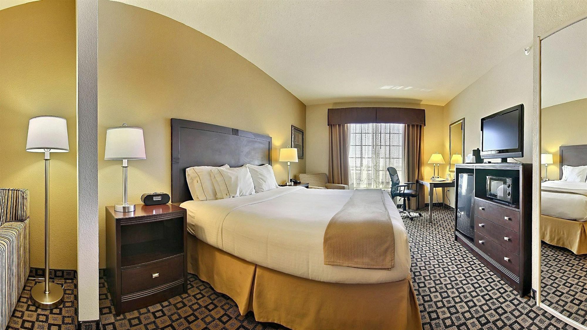 Holiday Inn Express & Suites Clovis By Ihg Bagian luar foto