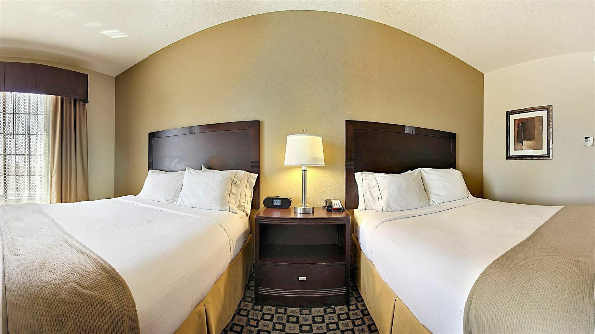 Holiday Inn Express & Suites Clovis By Ihg Bagian luar foto