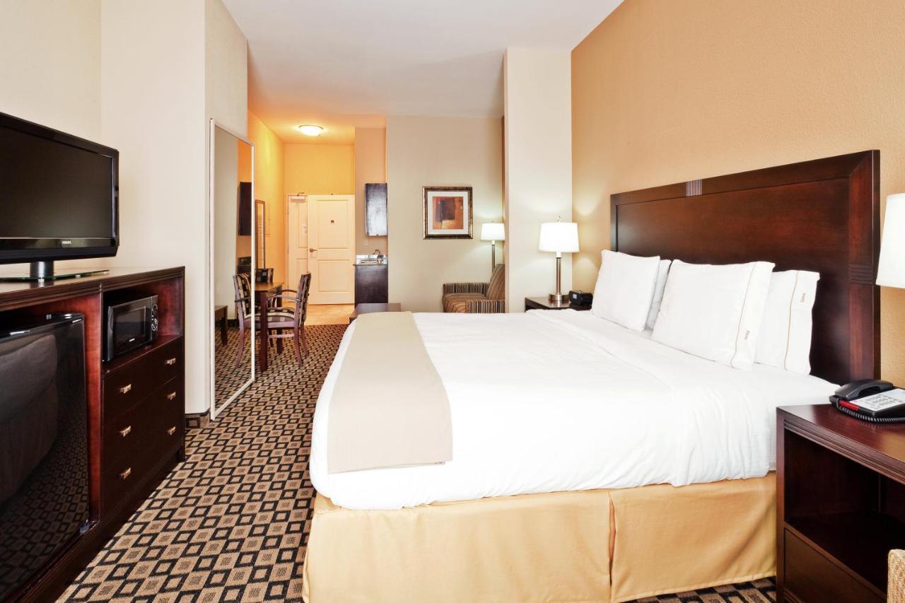 Holiday Inn Express & Suites Clovis By Ihg Bagian luar foto